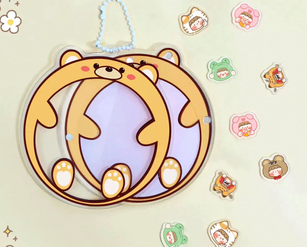 Acrylic Magnetic Shaker Keychain Detachable