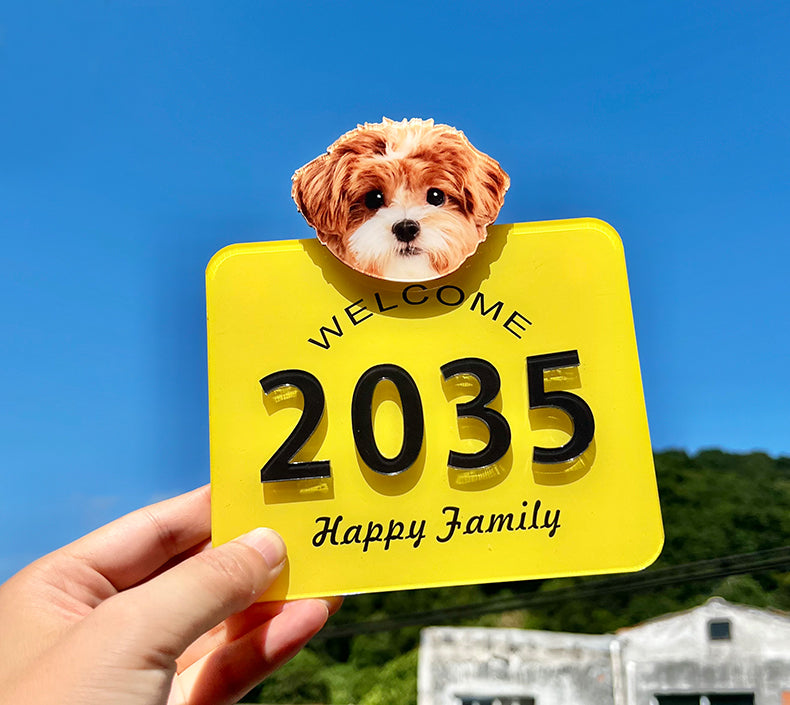 Customized nail-free acrylic door plate